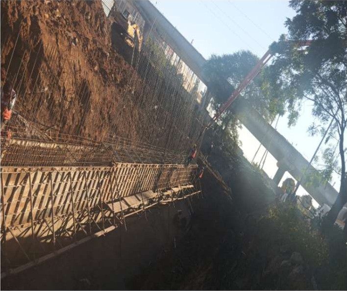 Structure work retaining wall